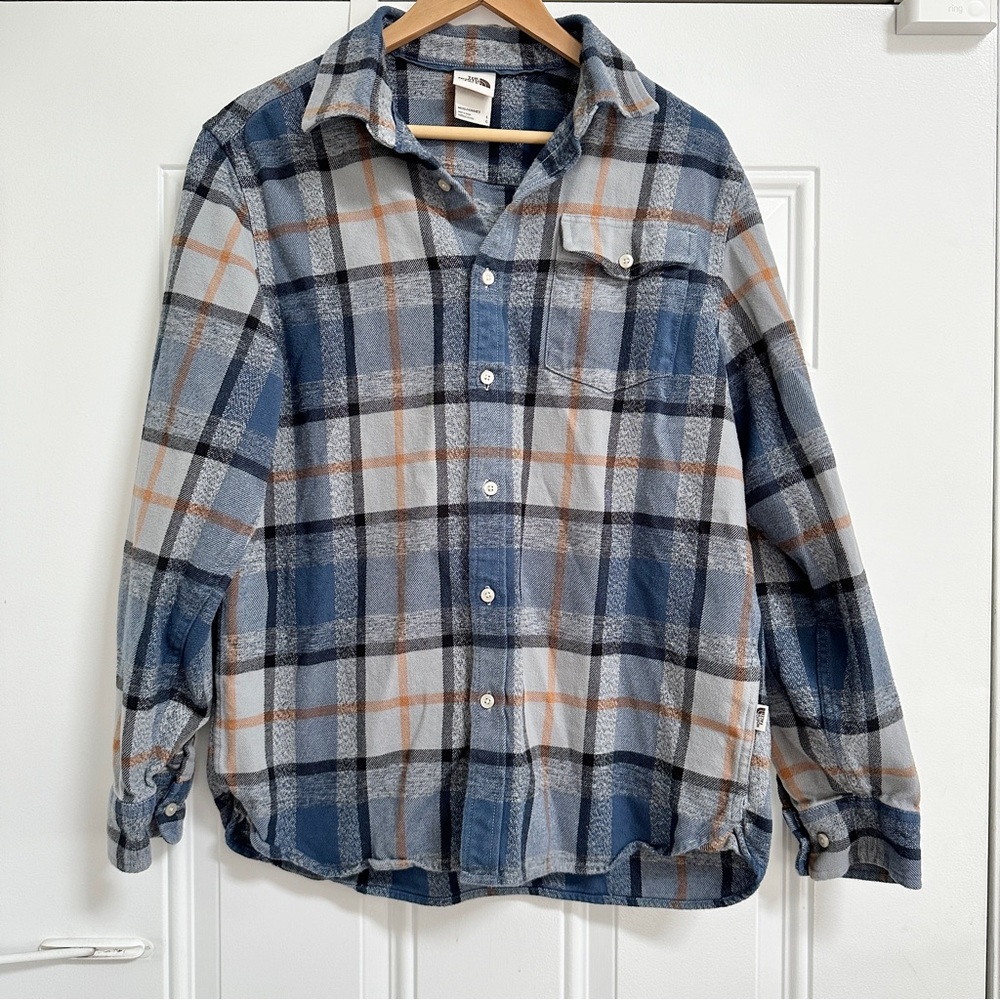 North Face flannel size large